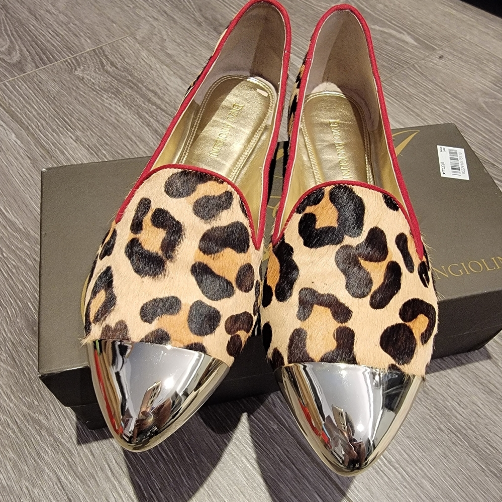 *Worn once* Enzo Anglioni Flat